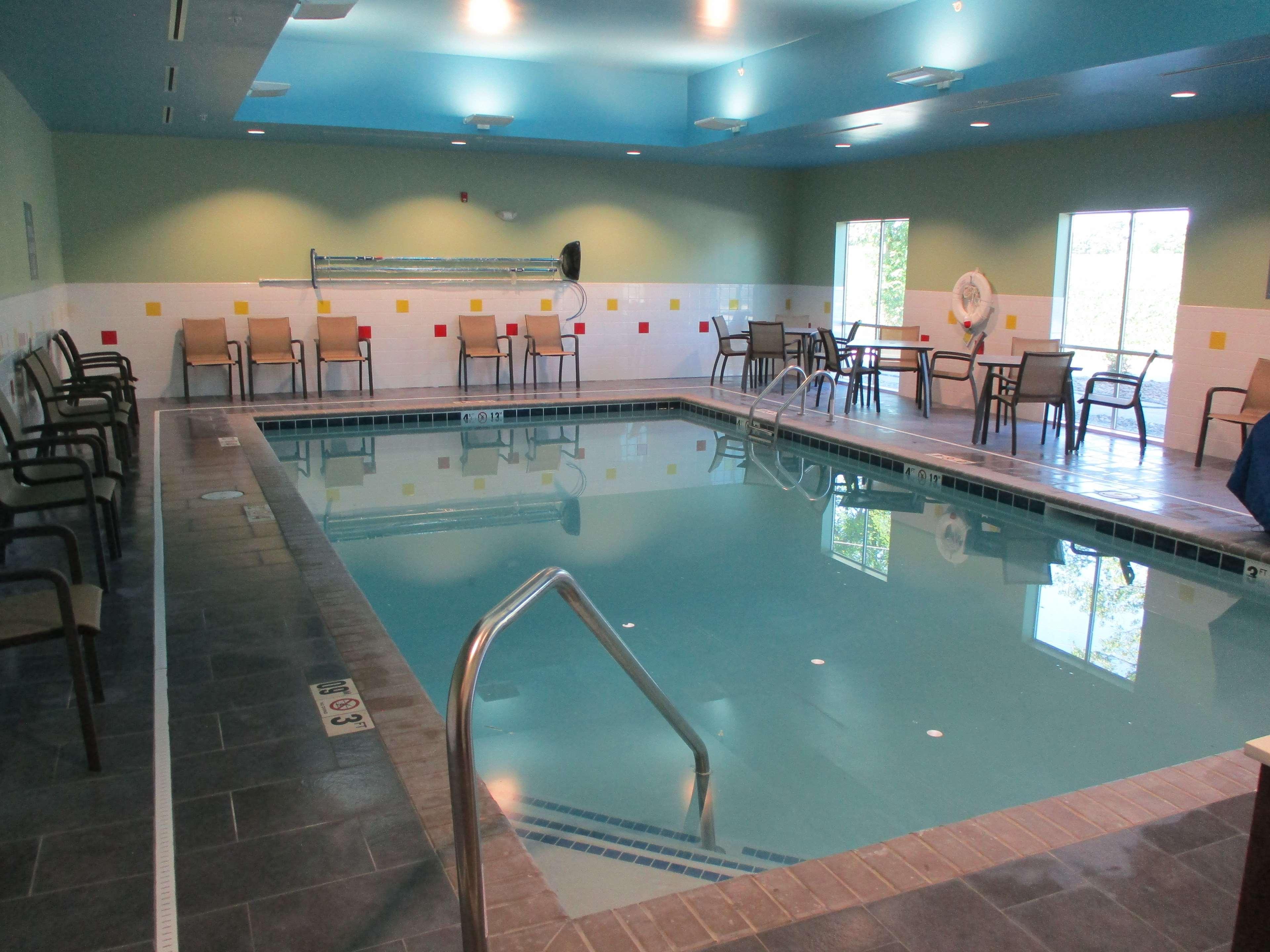 La Quinta Inn & Suites By Wyndham Jackson-Cape Girardeau Eksteriør billede