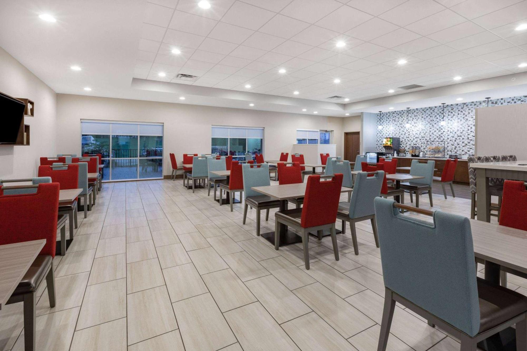 La Quinta Inn & Suites By Wyndham Jackson-Cape Girardeau Eksteriør billede