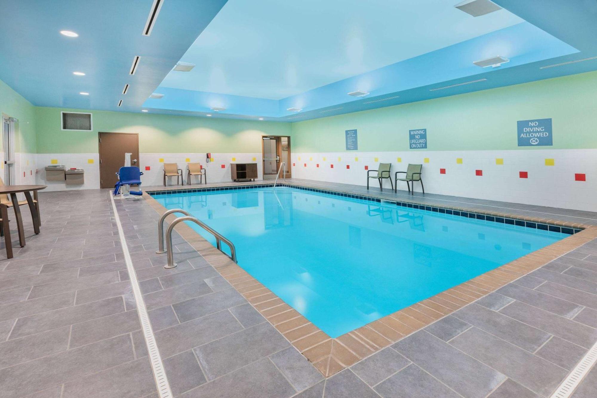 La Quinta Inn & Suites By Wyndham Jackson-Cape Girardeau Eksteriør billede