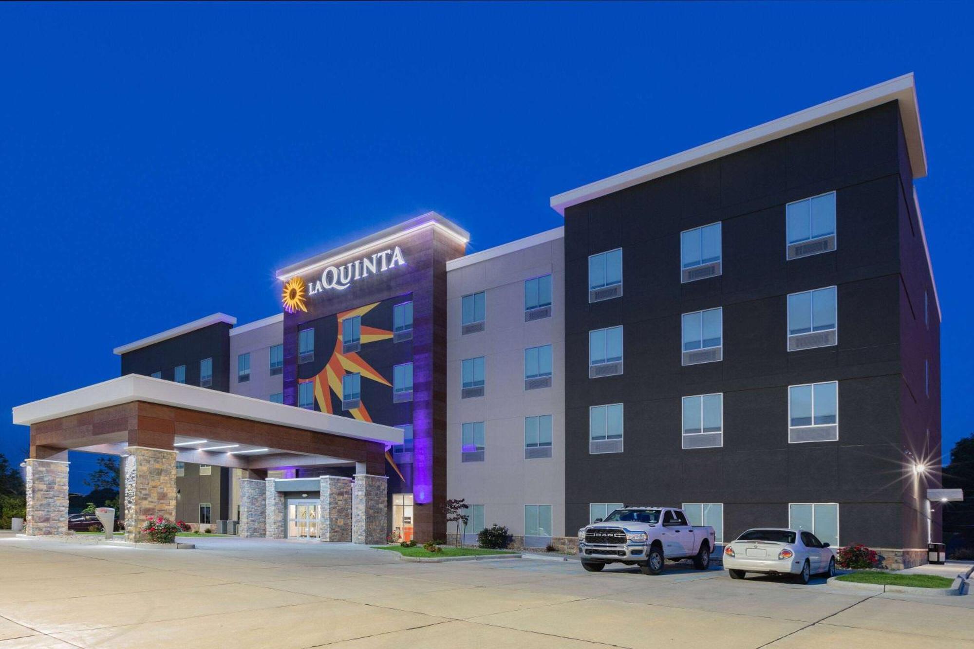La Quinta Inn & Suites By Wyndham Jackson-Cape Girardeau Eksteriør billede
